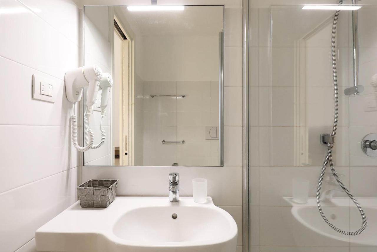 Bellami Hotel Milan Bagian luar foto